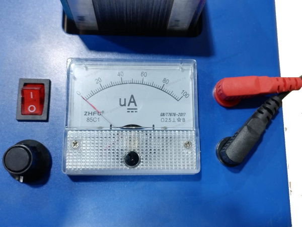 Прибор для проверки якорей генераторов и стартеров Э236М