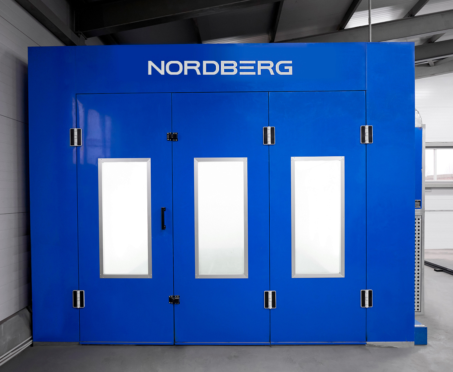 Окрасочно сушильная камера NORDBERG STANDART